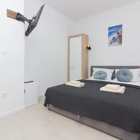 Family Friendly House With A Swimming Pool Sabunike, Zadar - 24804 * Privlaka (Zadar)